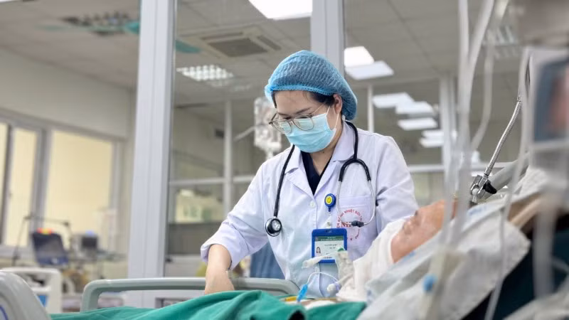 Bệnh nhân được điều trị tích cực. 
