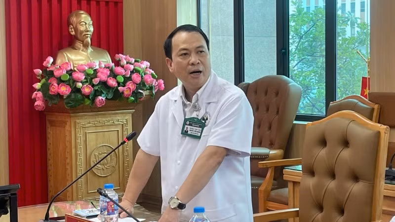 Đại tá, Phó Giáo sư, Tiến sĩ Nguyễn Tiến Quang, Giám đốc Bệnh viện 19-8 phát biểu tại hội thảo.