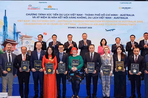 Lễ trao Biên bản ghi nhớ vinh dự được diễn ra dưới sự chứng kiến của Tổng Bí thư, Chủ tịch nước Tô Lâm cùng Đoàn đại biểu cấp cao Việt Nam. (Ảnh: Sở Du lịch thành phố)