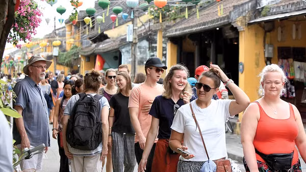 [Video] Khách quốc tế đến Việt Nam lập kỷ lục cao nhất trong 10 năm qua