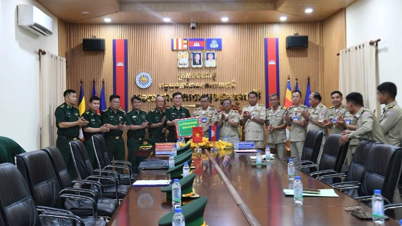 Đắk Lắk và Mondulkiri tăng cường hợp tác bảo vệ biên giới, củng cố tình hữu nghị
