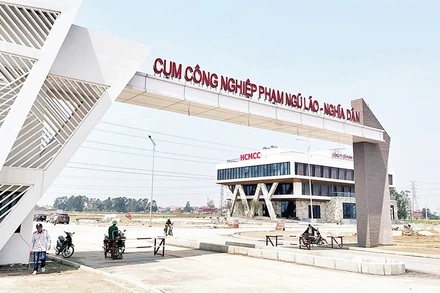 Cụm công nghiệp Ngũ Lão-Nghĩa Dân tỉnh Hưng Yên đẩy nhanh tiến độ thi công hạ tầng kỹ thuật thu hút đầu tư.