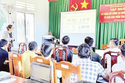 Tập huấn nâng cao kỹ năng sử dụng bộ công cụ SMART cho lực lượng quản lý, bảo vệ rừng Khu bảo tồn thiên nhiên Nam Nung.