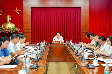 Đồng chí Lê Tiến Châu, Ủy viên Trung ương Đảng, Bí thư Thành ủy Hải Phòng, chủ trì Phiên họp.