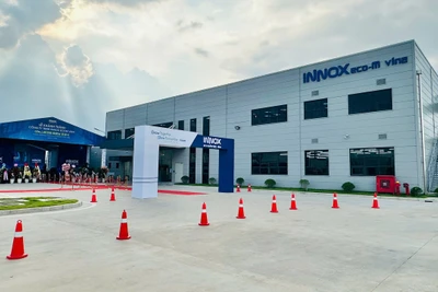 Dự án sản xuất hóa chất cơ bản tại Việt Nam tại Khu phi thuế quan và KCN Nam Đình Vũ (Khu 1).