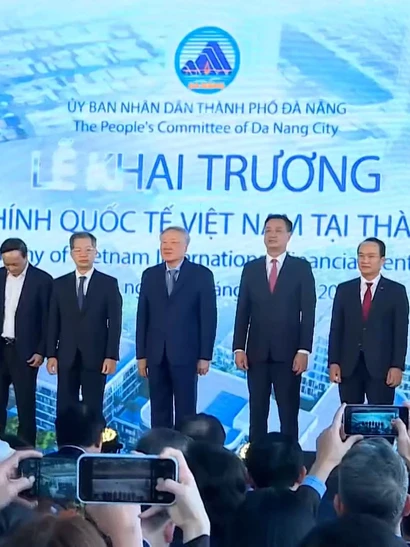 [Video] Chính thức vận hành Trung tâm tài chính quốc tế Việt Nam tại Đà Nẵng