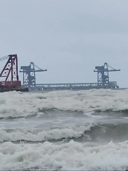 [Video] Từ ngày 16-25/12, nhiều vùng biển có sóng cao, cảnh báo nguy cơ sạt lở bờ biển