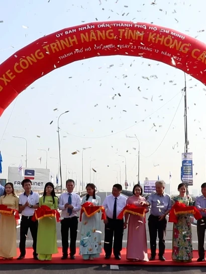 [Video] Hoàn thành nâng tĩnh không cầu Bình Phước 1