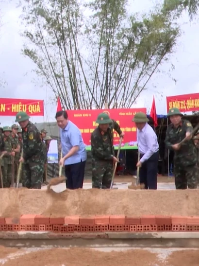 [Video] Đắk Lắk khởi công xây nhà cho người dân vùng lũ