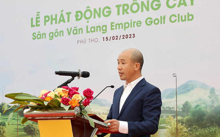 Ông Nhữ Văn Hoan, Tổng Giám đốc Vùng Trung du và miền núi phía bắc của T&T Group, kiêm Tổng Giám đốc Công ty T&T Golf phát biểu tại Lễ phát động.