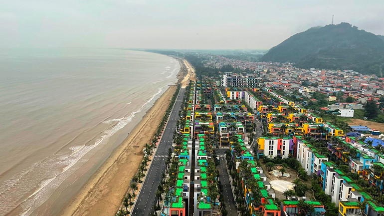 Tổ hợp nghỉ dưỡng, giải trí, thể thao bên bờ biển Hoằng Trường, huyện Hoằng Hóa.