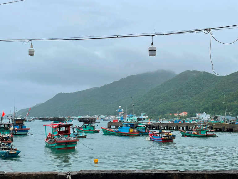 Biển trời Tây Nam của Tổ quốc. Biển trời Tây Nam của Tổ quốc.