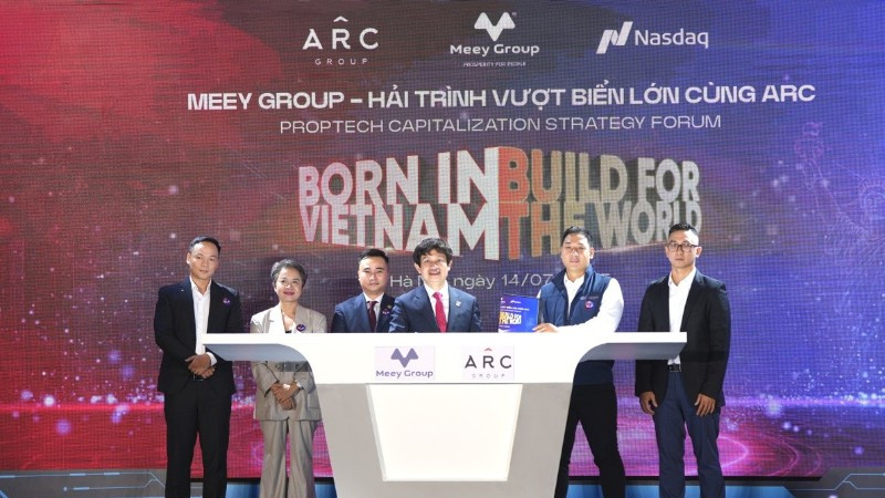Lễ trao chứng nhận thỏa thuận hợp tác chiến lược giữa Meey Group và ARC Group ngày 14/7.