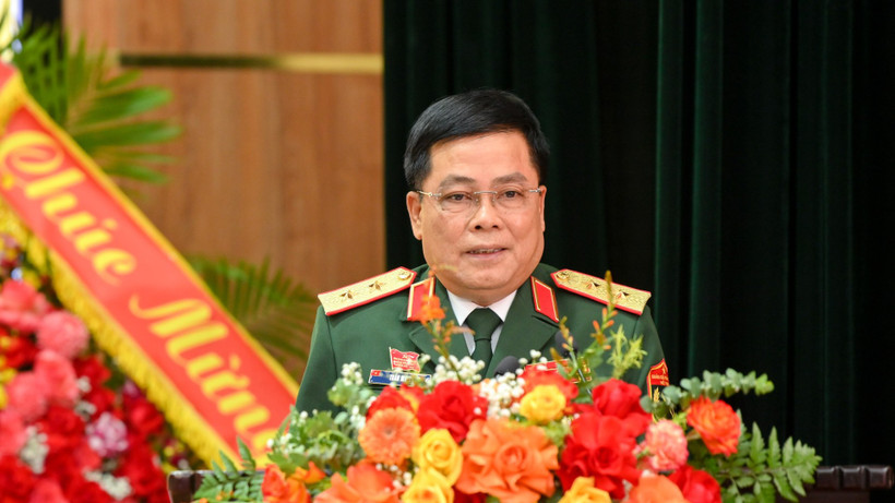 Đồng chí Trung tướng Trần Minh Đức phát biểu chỉ đạo Đại hội. (Ảnh: THẾ ĐẠI)
