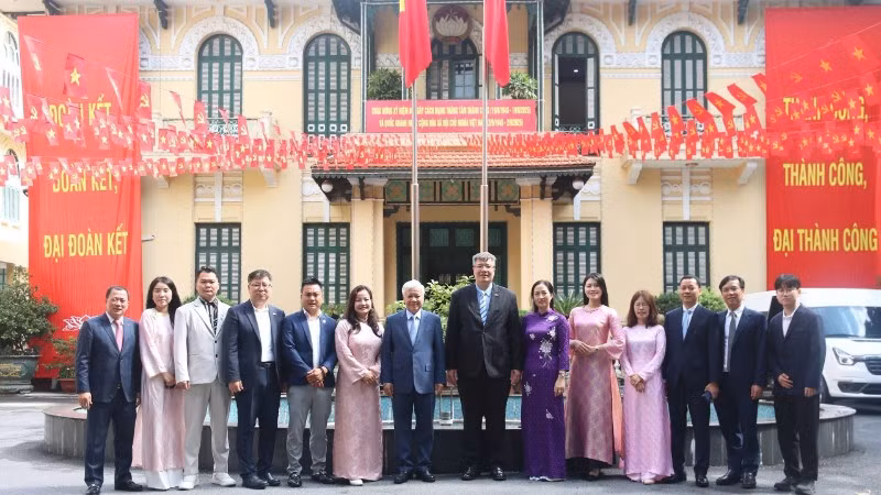 Đoàn đại biểu Hiệp hội Doanh nhân Đầu tư Việt Nam – Hàn Quốc đến thăm và làm việc với Ủy ban Trung ương MTTQ Việt Nam. (Ảnh: TTXVN)