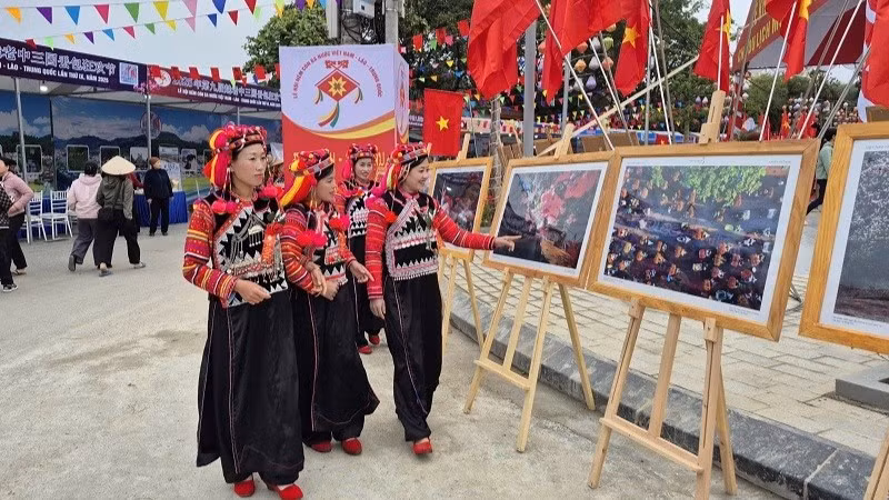 Bảo tồn văn hóa truyền thống của đồng bào các dân tộc thiểu số cũng là một trong những lợi thế thu hút, phát triển du lịch tại Điện Biên.