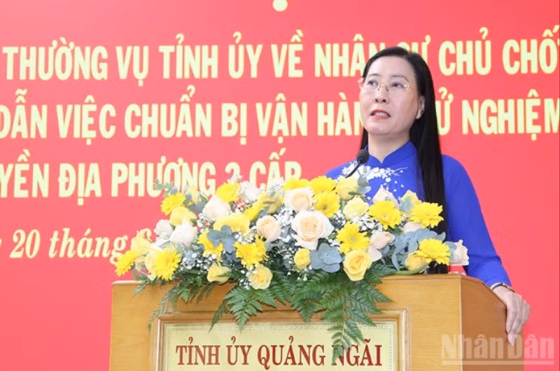 Bí thư Tỉnh ủy Quảng Ngãi Bùi Thị Quỳnh Vân làm Trưởng đoàn công tác số 1, kiểm tra tại thành phố Quảng Ngãi và huyện Bình Sơn.