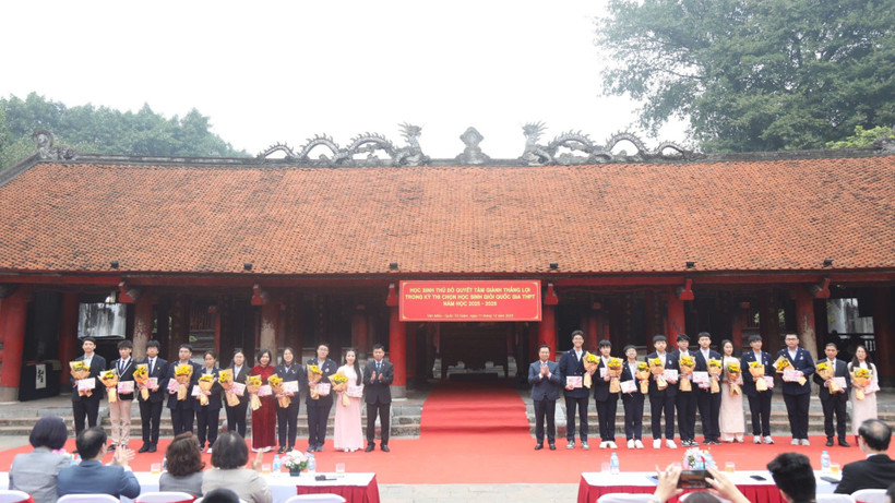 Đại diện đội tuyển của Hà Nội dự thi học sinh giỏi quốc gia năm học 2025-2026.