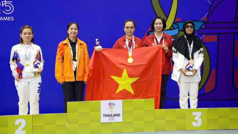 Đoàn Thể thao người khuyết tật Việt Nam đã có một “ngày vàng” bùng nổ, với hàng loạt huy chương quý giá ở các môn bơi, điền kinh, nhất là cờ vua.