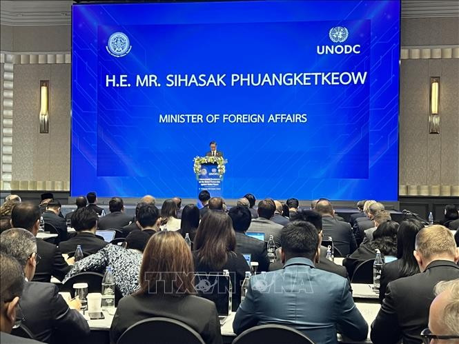 Bộ trưởng Ngoại giao Thái Lan Sihasak Phuangketkeow phát biểu khai mạc Hội nghị quốc tế Đối tác toàn cầu chống lừa đảo trực tuyến.
