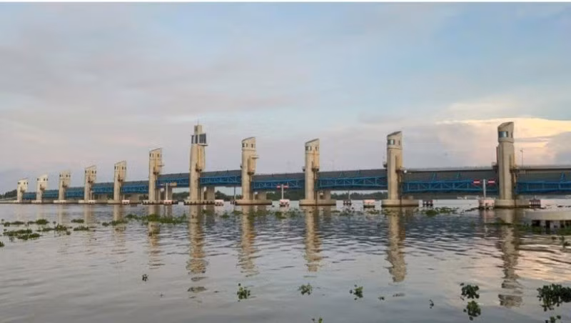 Công trình thủy lợi Cái Lớn, tỉnh Kiên Giang.