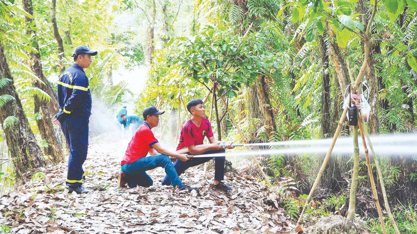 Việc thao diễn thường xuyên các tình huống giả định giúp lực lượng quản lý, bảo vệ rừng tại Cà Mau nâng cao kỹ năng tác chiến khi áp dụng vào thực tế.