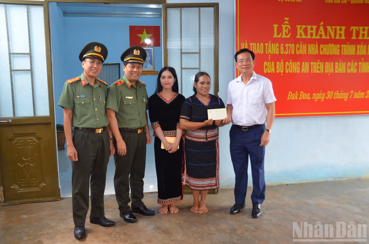 ndo_br_dsc-0814.jpg