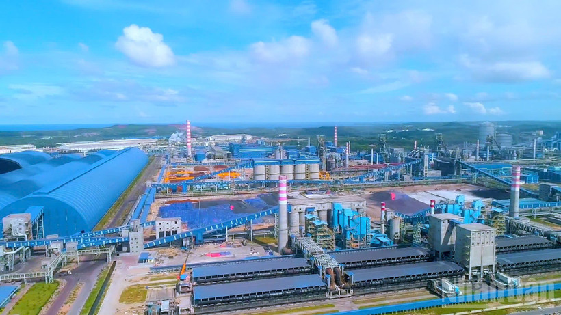 Kinh tế Quảng Ngãi tăng trưởng mạnh nhờ dựa trên "đôi cánh" lọc hóa dầu và thép.