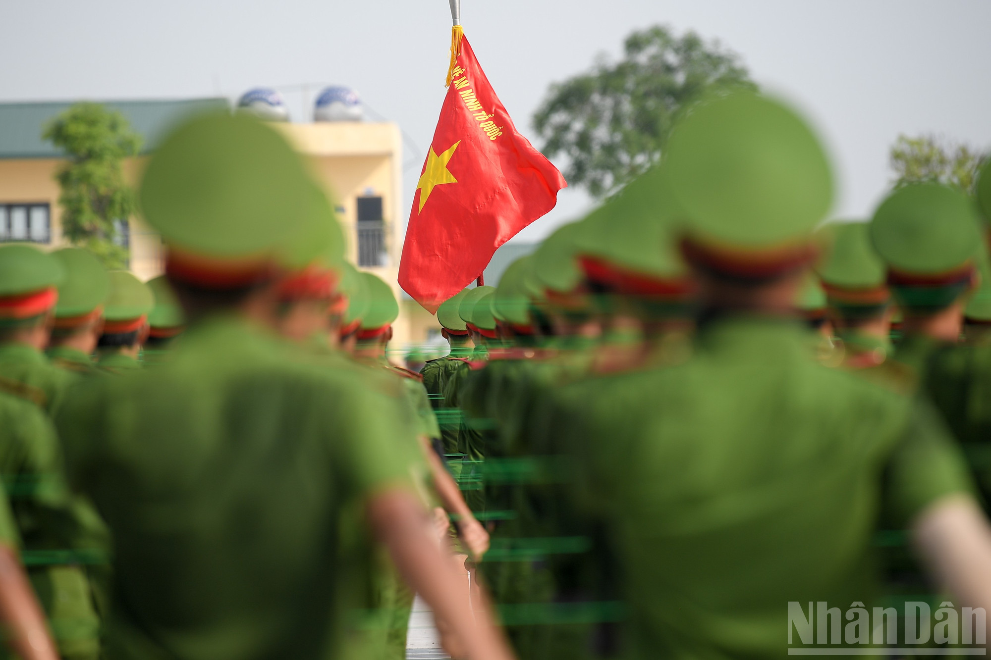 Đến thời điểm hiện tại, đội hình các khối đã dần đồng đều, chuẩn xác và nhuần nhuyễn hơn. ndo_br_a80-chuong-my-0053.jpg