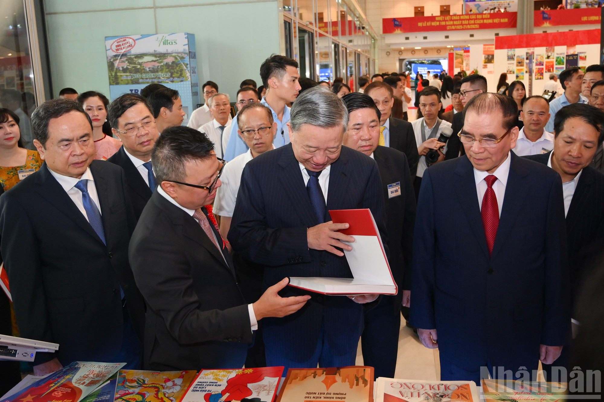 ndo_br_hoi-bao-9459.jpg