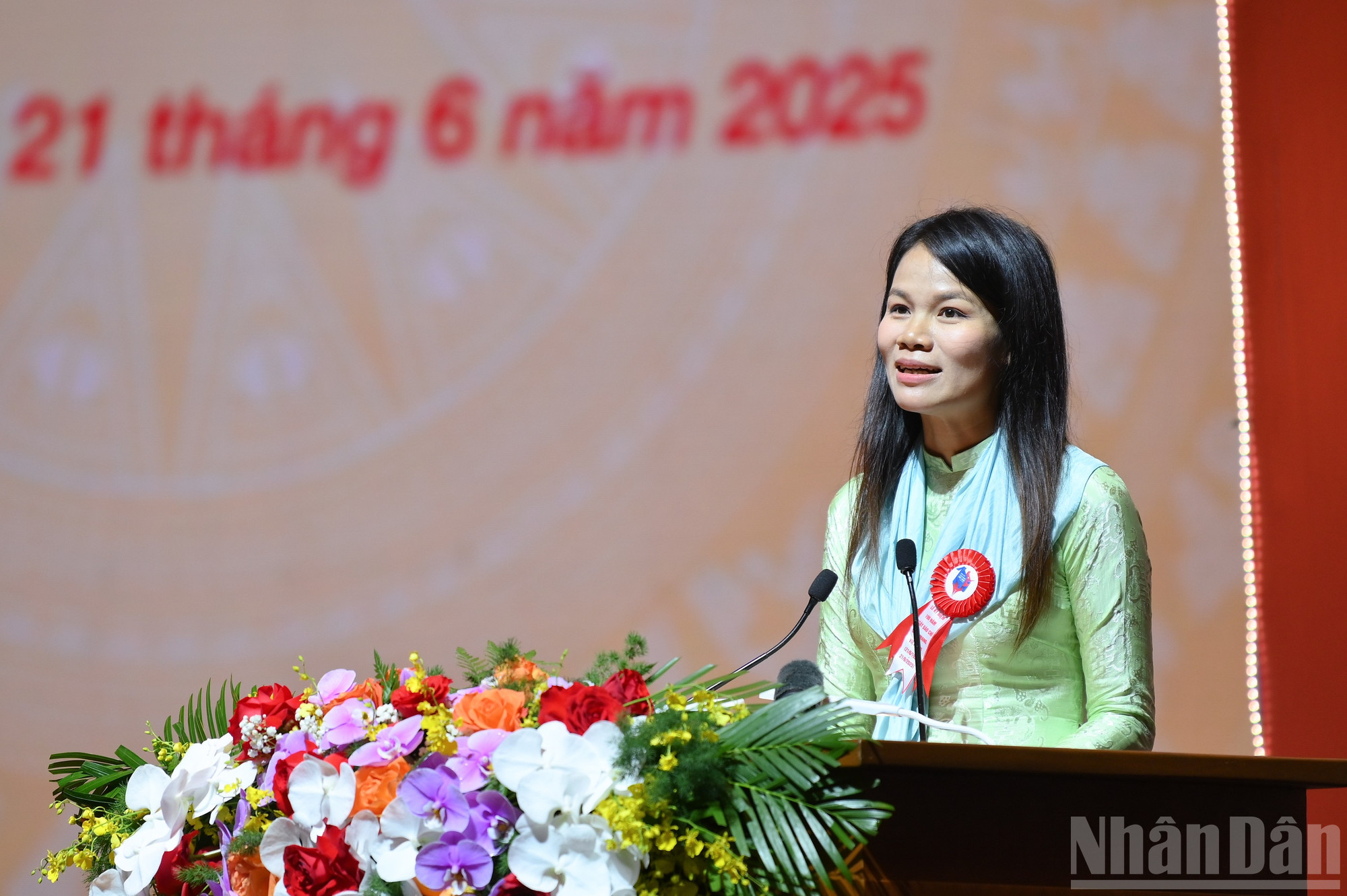 ndo_br_be-mac-hoi-bao-9917.jpg