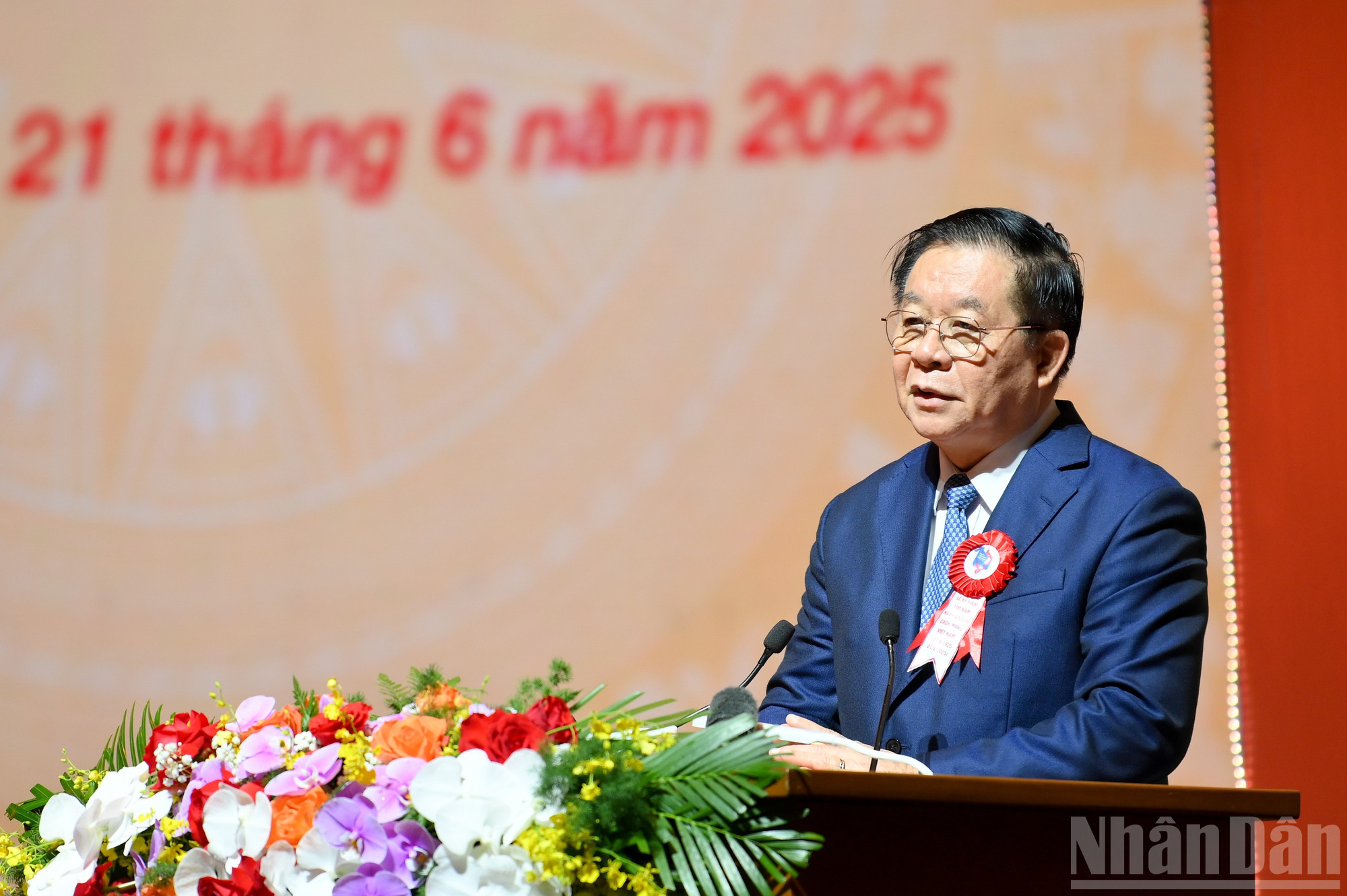 ndo_br_be-mac-hoi-bao-9729.jpg