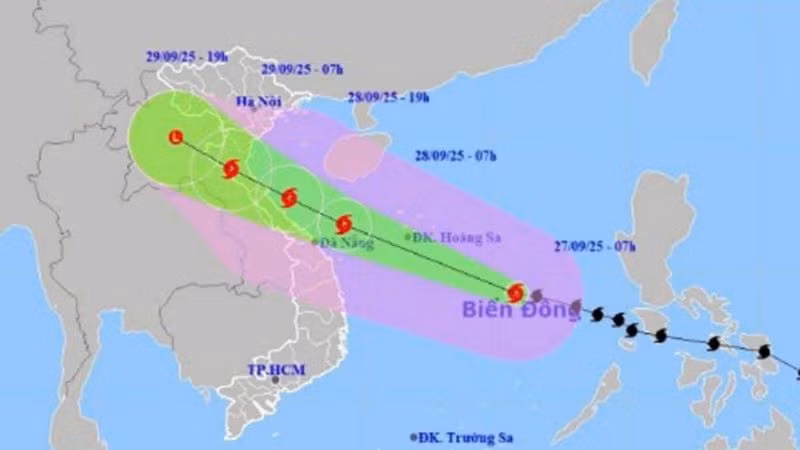Bão số 10 (Bualoi) đã đi vào Biển Đông.