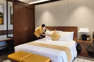 Việc tái định hình mô hình quản lý buồng phòng nói riêng và quản lý đơn vị lưu trú nói chung là yêu cầu cấp thiết trong lộ trình phát triển ngành du lịch. (Ảnh: TTXVN)