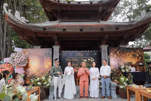 Không gian Hồ Văn thuộc Di tích quốc gia đặc biệt Văn Miếu-Quốc Tử Giám là nơi diễn ra chương trình. (Ảnh: Ban tổ chức)