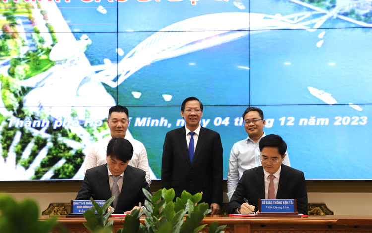 Sở Giao thông vận tải Thành phố Hồ Chí Minh ký kết Biên bản thỏa thuận tài trợ xây dựng Cầu đi bộ qua sông Sài Gòn với Nutifood.