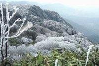 Từ ngày 21/1, không khí lạnh tăng cường mạnh, khu vực Bắc Bộ và Bắc Trung Bộ chuyển rét. (Ảnh: Trung tâm khí tượng thủy văn quốc gia).