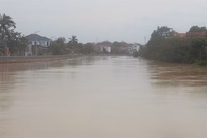 Mực nước sông Yên tại Chuối.