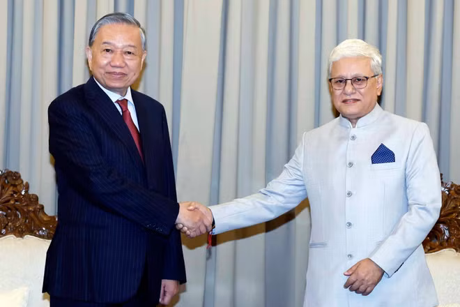 Tổng Bí thư, Chủ tịch nước Tô Lâm tiếp Thống đốc bang Maharashtra Jishnu Dev Varma. (Ảnh: TTXVN)