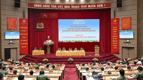 Toàn cảnh hội thảo.