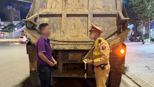 Xử lý vi phạm quy định về biển số.