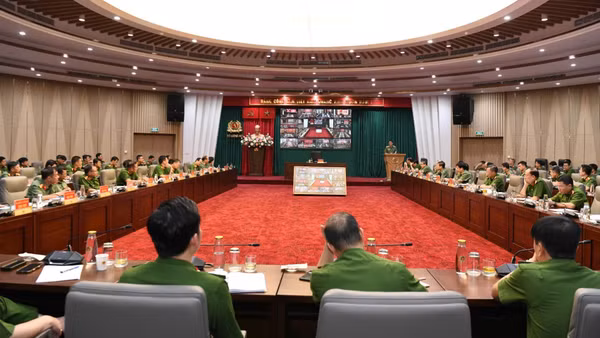 Toàn cảnh hội nghị. (Ảnh: MẠNH HÀ)