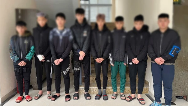 Tám đối tượng gây rối trật tự công cộng tại khu vực hầm Kim Liên.