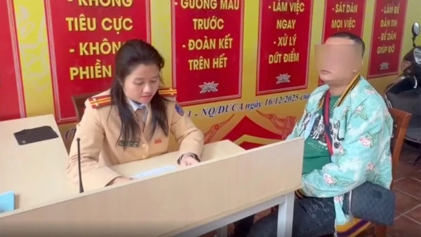 Lái xe Nguyễn Văn H. bị xử phạt 23 triệu đồng và trừ 6 điểm trên giấy phép lái xe.