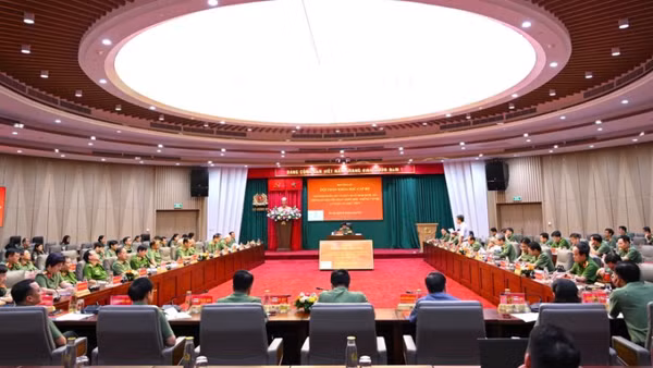 Toàn cảnh hội thảo.