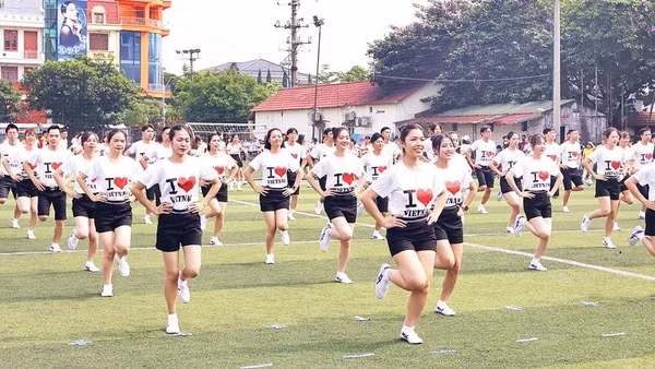 Xây dựng giai cấp công nhân hiện đại, chuyên nghiệp