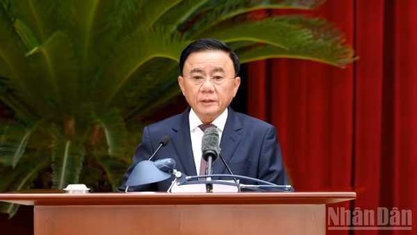 Đồng chí Trần Cẩm Tú, Ủy viên Bộ Chính trị, Thường trực Ban Bí thư. (Ảnh: ĐĂNG KHOA)