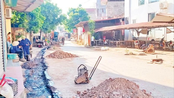 Phường Phan Đình Phùng (Thái Nguyên) thực hiện chỉnh trang, thoát nước ngõ phố trên địa bàn.