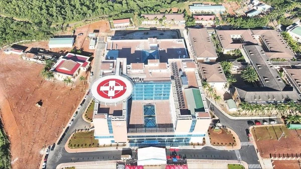 Bệnh viện đa khoa Đắk Nông sau khi được đầu tư nâng cấp có quy mô và cơ sở vật chất khang trang, hiện đại.