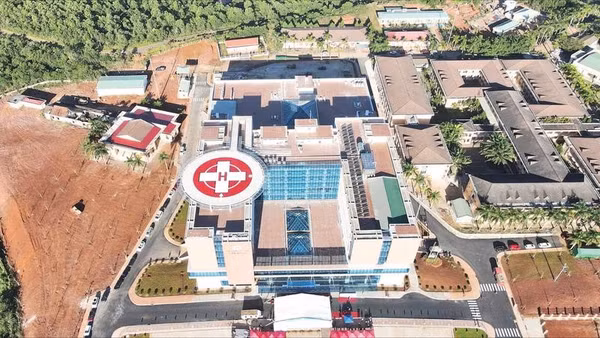 Bệnh viện đa khoa Đắk Nông sau khi được đầu tư nâng cấp có quy mô và cơ sở vật chất khang trang, hiện đại.